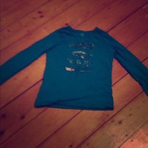 A long sleeve inspiration quote 4 feathers